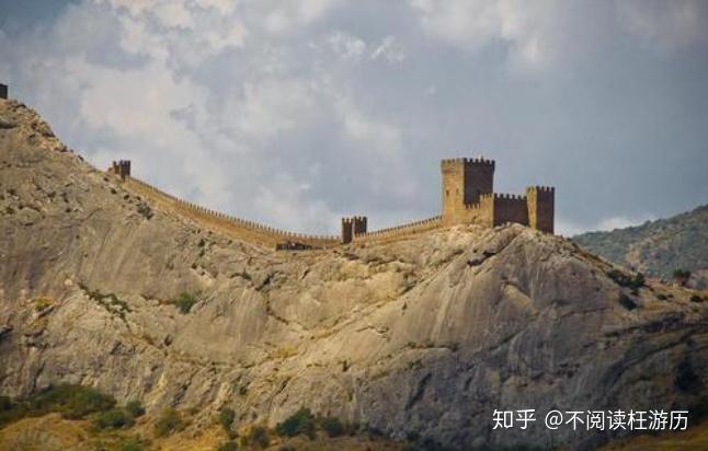 世俱杯2025-包含热那亚后防迷失，主帅召开赛后痛心疾首的词条